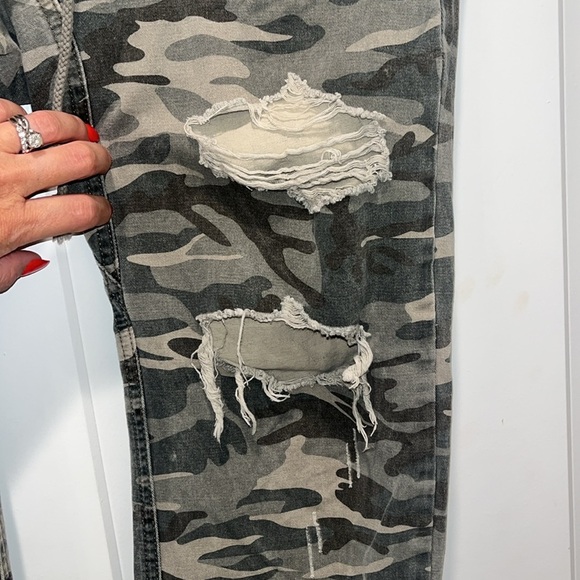 Mustard Seed camo distressed pants Medium M - Picture 5 of 12